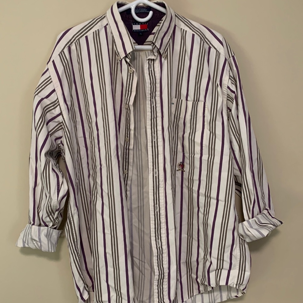 Vintage 90s Tommy Hilfiger casual dress shirt with button down collar
